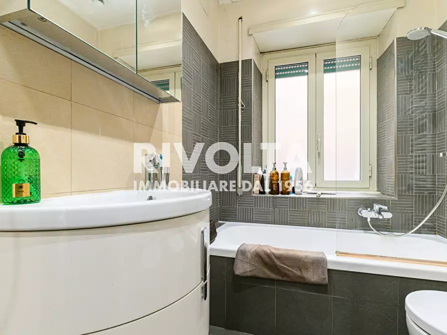 Immagine 27 di Appartamento in vendita  in Via Duccio Galimberti a Roma