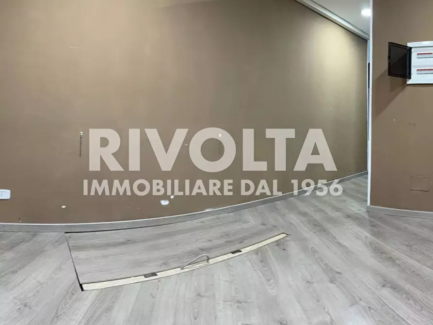 Immagine 8 di Locale commerciale in affitto  in Piazzale della Balduina a Roma
