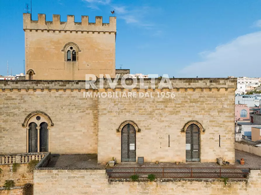Immagine 4 di Castello in vendita  in Piazza Umberto I a Parabita