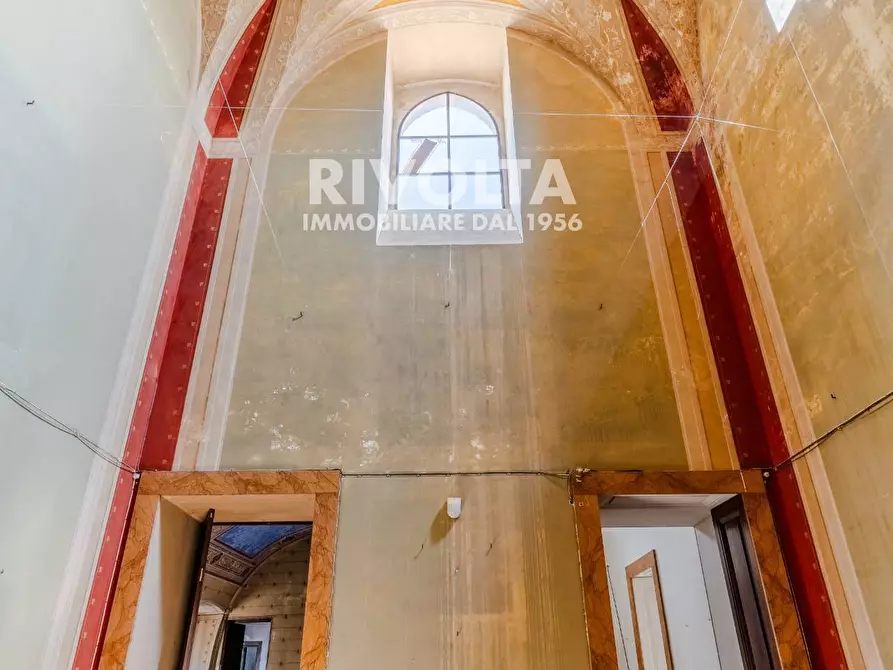 Immagine 15 di Castello in vendita  in Piazza Umberto I a Parabita