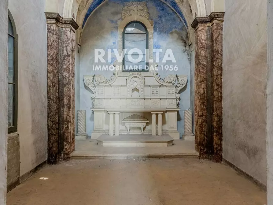 Immagine 26 di Castello in vendita  in Piazza Umberto I a Parabita