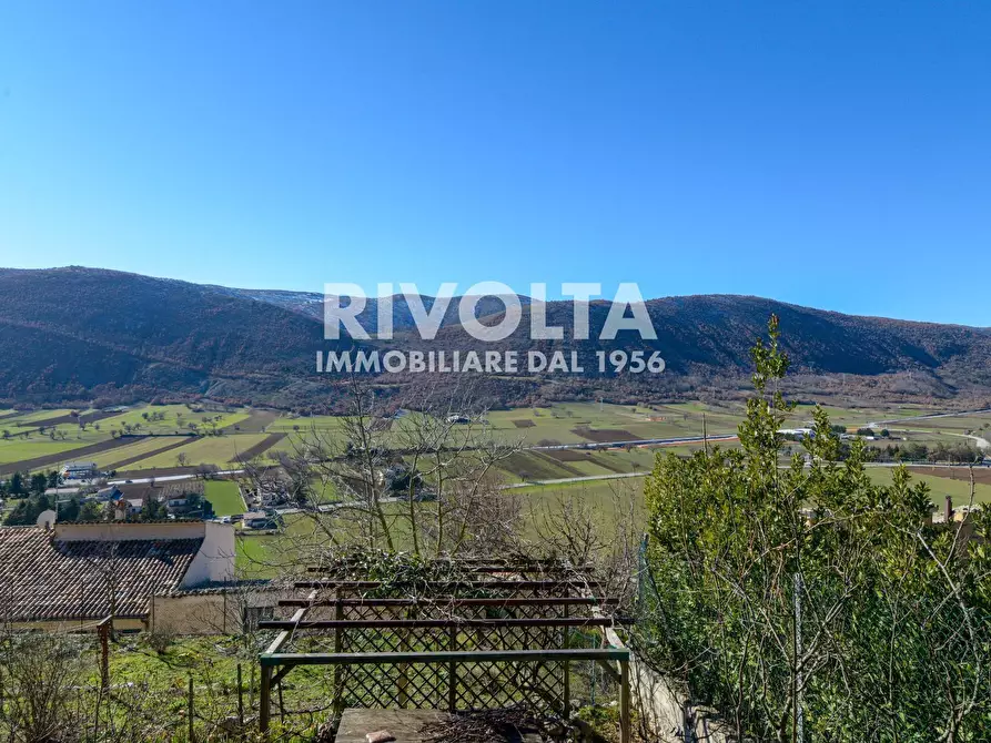 Immagine 16 di Villa in vendita  in via del riscatto a Navelli