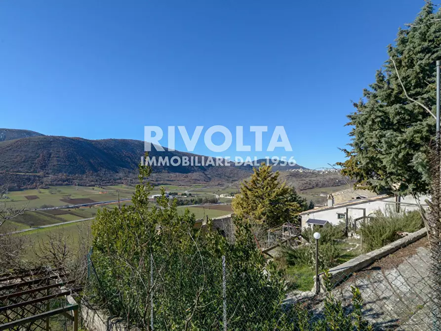 Immagine 17 di Villa in vendita  in via del riscatto a Navelli