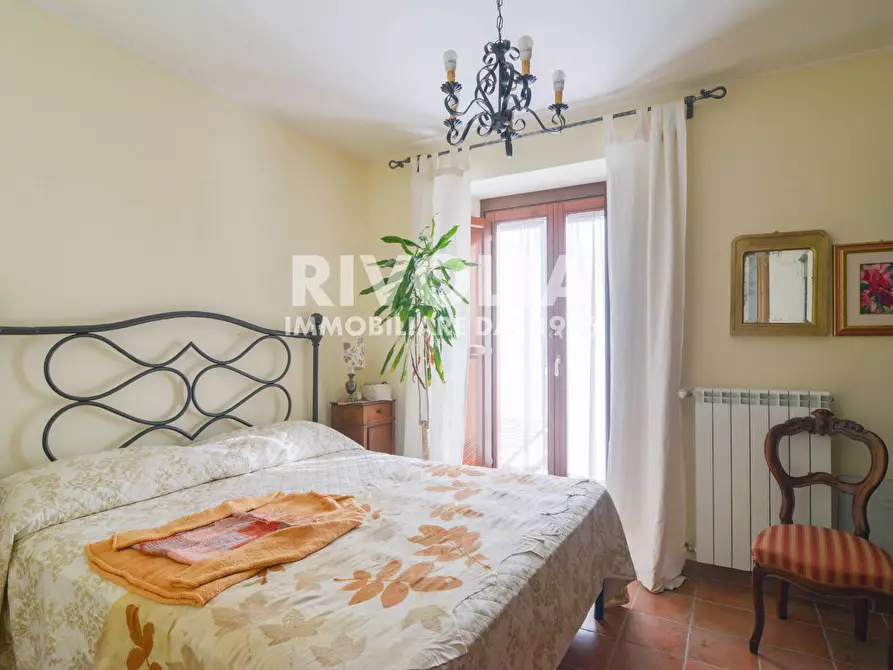 Immagine 21 di Villa in vendita  in via del riscatto a Navelli