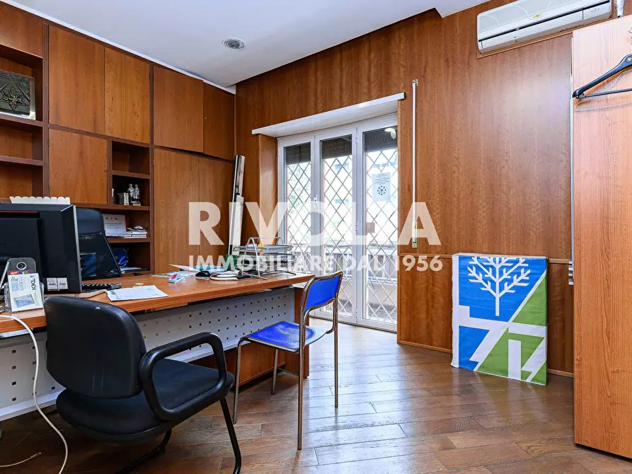 Immagine 26 di Ufficio in vendita  in Via Pietro Antonio Micheli a Roma