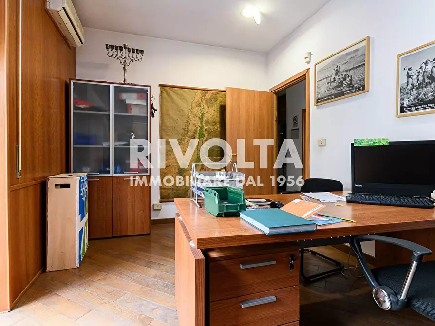 Immagine 28 di Ufficio in vendita  in Via Pietro Antonio Micheli a Roma