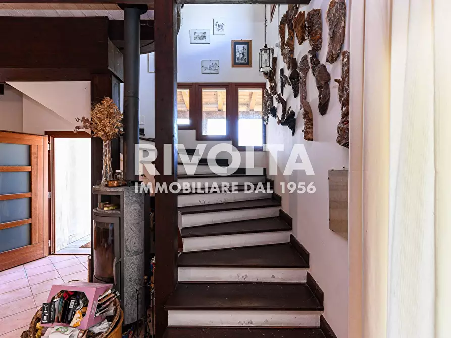 Immagine 13 di Villa in vendita  in Via Roane a Collevecchio