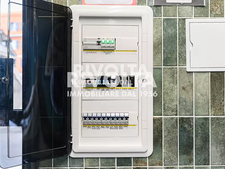 Immagine 23 di Attività commerciale in vendita  in Via Bravetta a Roma