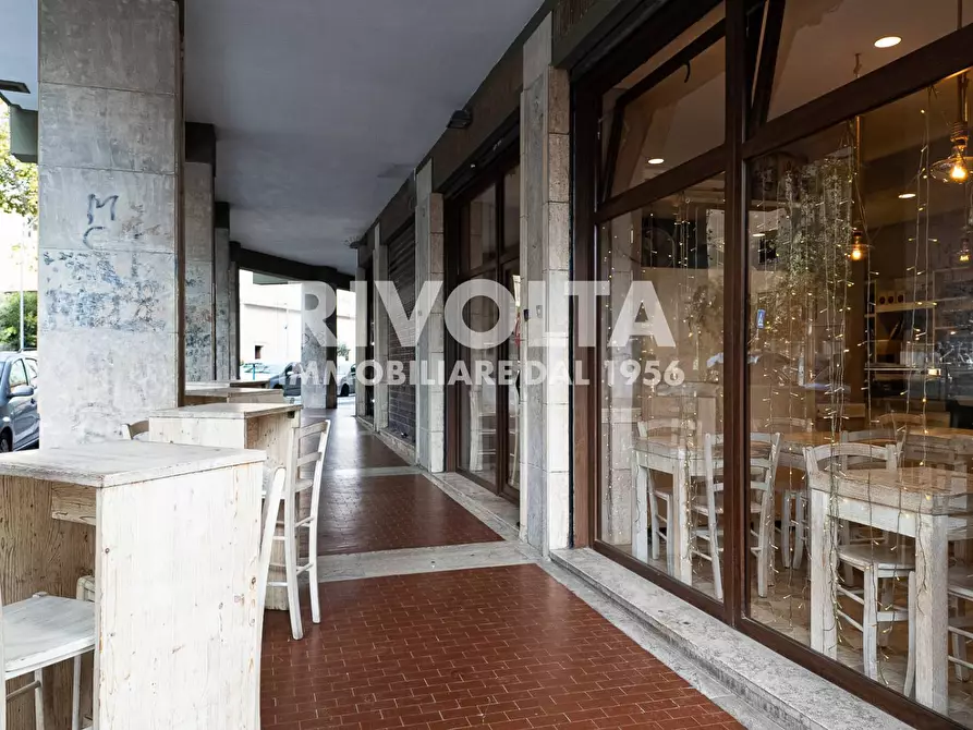 Immagine 5 di Attività commerciale in vendita  in Via San Pio V a Roma