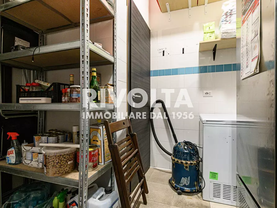 Immagine 20 di Locale commerciale in vendita  a Roma