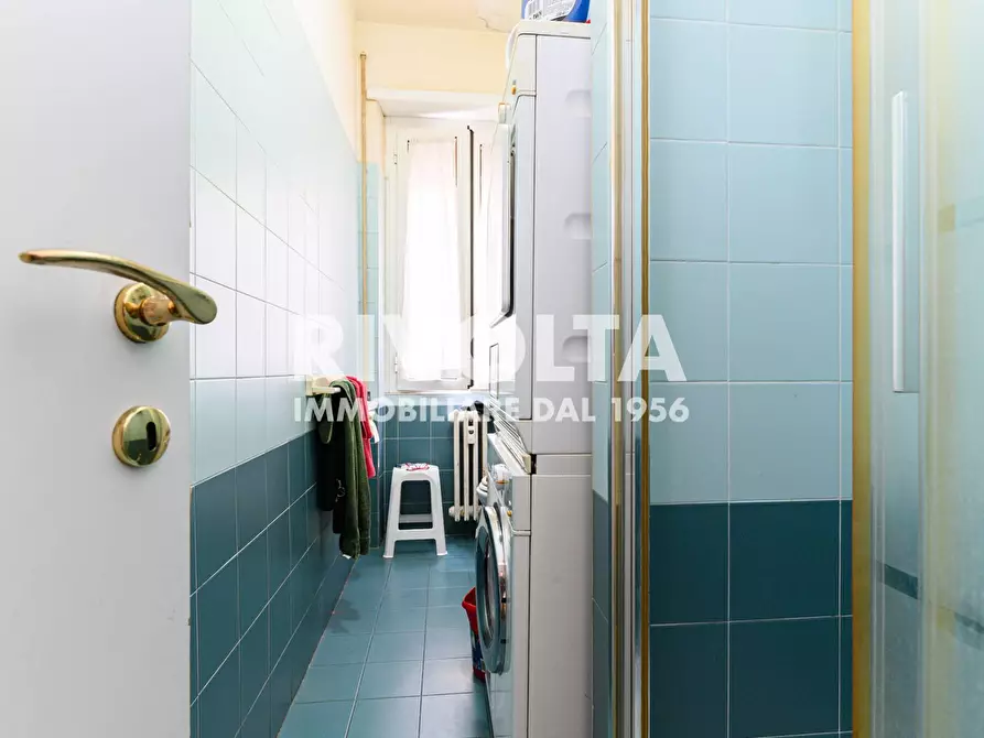 Immagine 17 di Appartamento in vendita  in Via Dei Giuochi Istmici a Roma