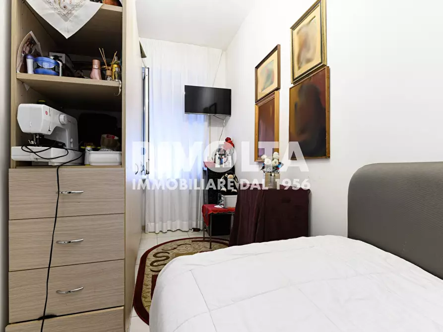 Immagine 25 di Appartamento in vendita  in Via Dei Giuochi Istmici a Roma