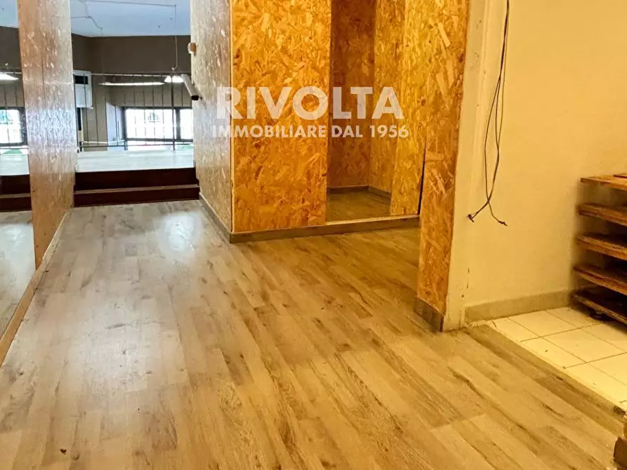 Immagine 19 di Locale commerciale in affitto  in Piazzale della Balduina a Roma