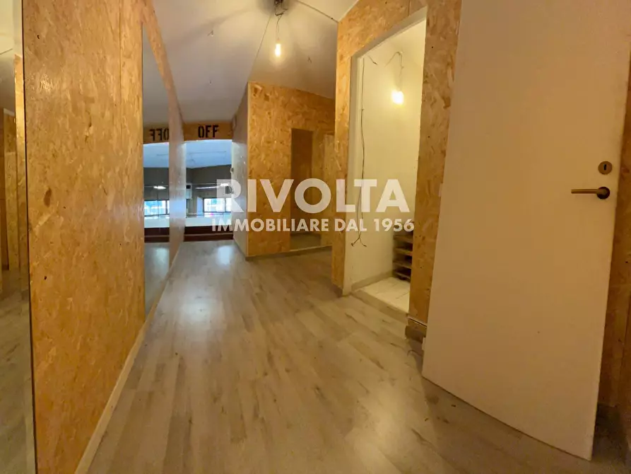 Immagine 20 di Locale commerciale in affitto  in Piazzale della Balduina a Roma