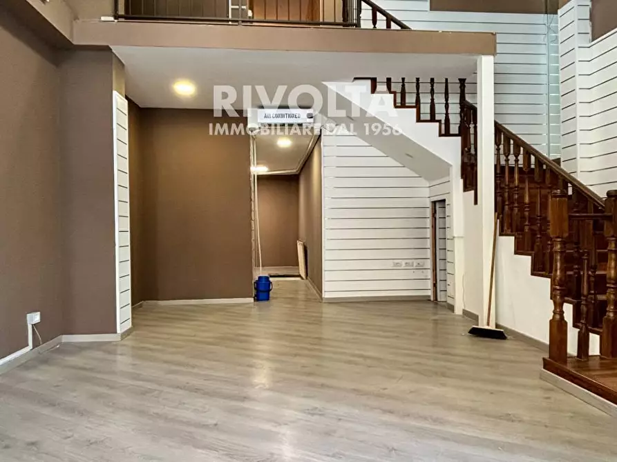 Immagine 22 di Locale commerciale in affitto  in Piazzale della Balduina a Roma