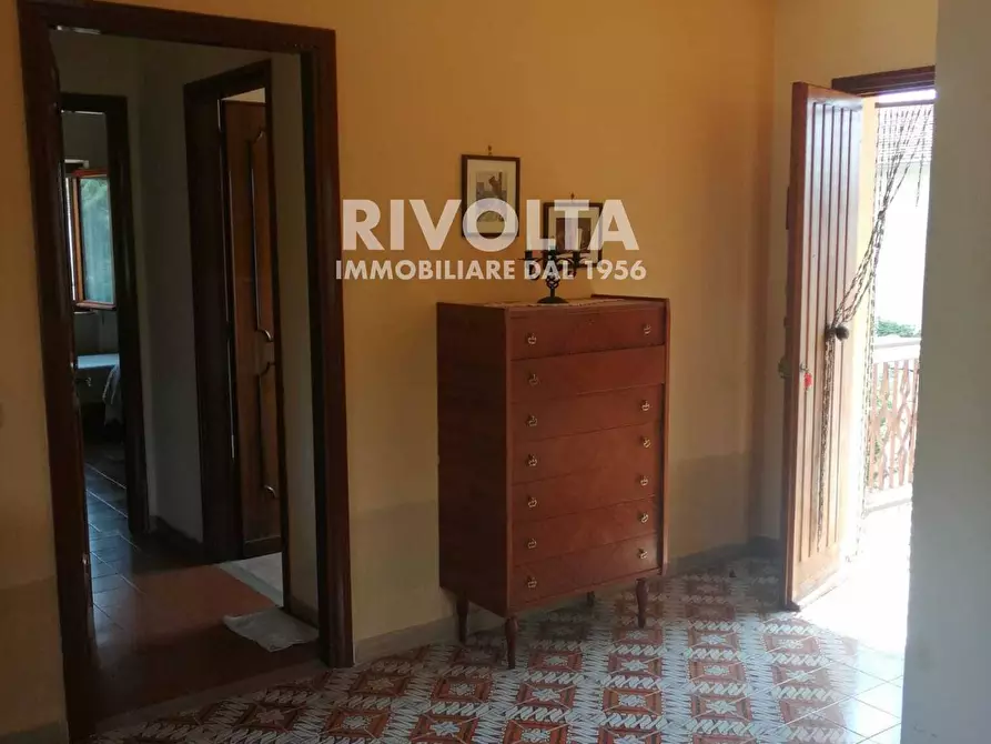 Immagine 10 di Villa in vendita  in Via Dei Cappuccini a Scurcola Marsicana