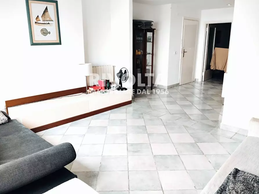 Immagine 6 di Appartamento in vendita  in Via Guelfo Civinini a Monte Argentario