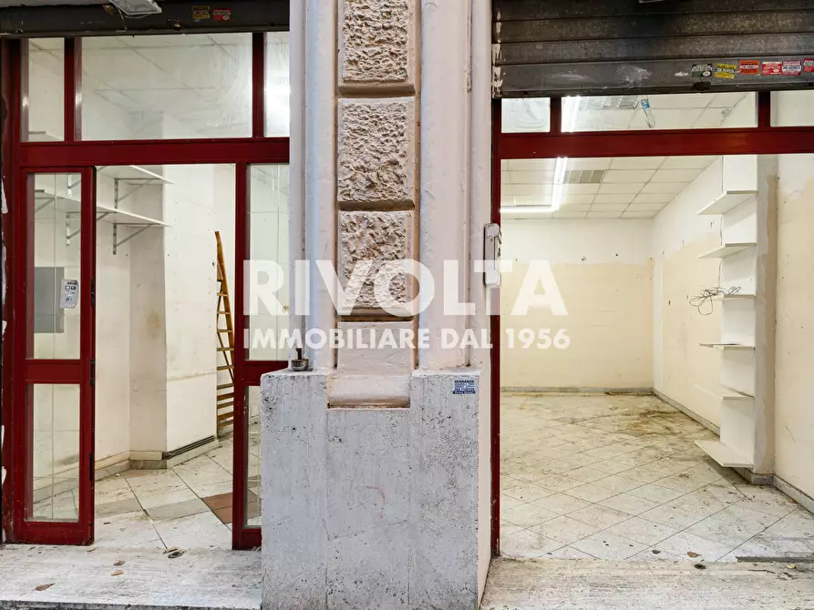 Immagine 3 di Locale commerciale in vendita  in Via Monte Pertica a Roma