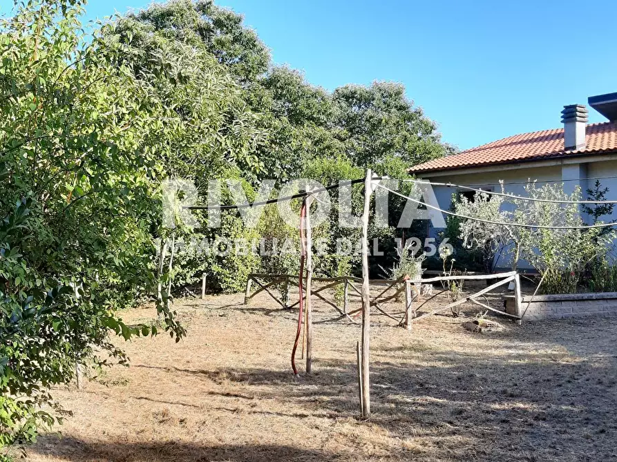 Immagine 10 di Villa in vendita  in Via Madonna Delle Grazie a Canepina