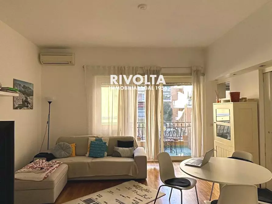 Immagine 12 di Appartamento in affitto  in Via Di Vigna Stelluti a Roma