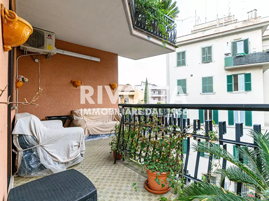 appartamento in vendita a Roma in zona Tor di Quinto