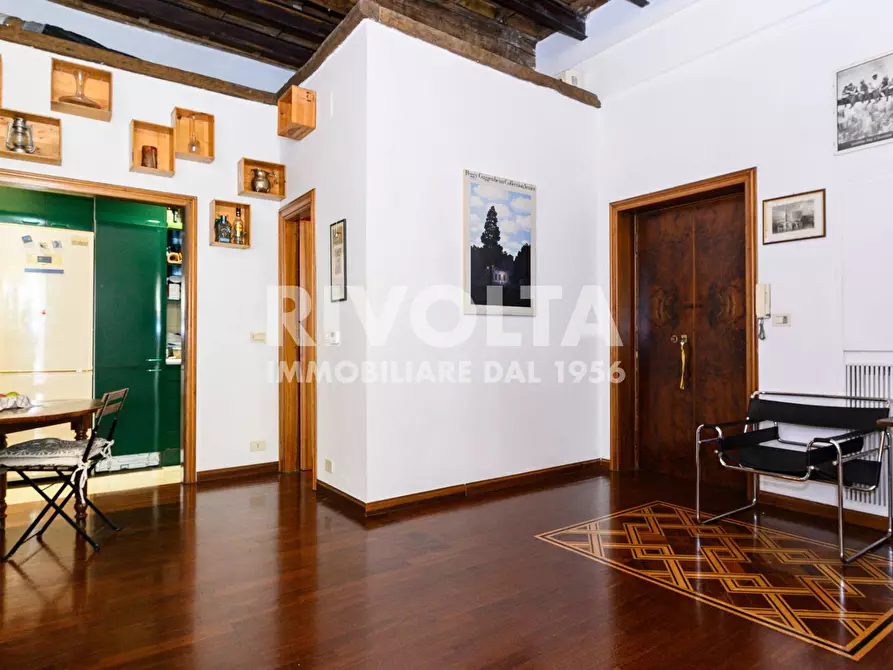 Immagine 9 di Appartamento in vendita  in Via Del Governo Vecchio a Roma