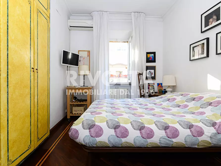 Immagine 20 di Attico in vendita  in Via Del Governo Vecchio a Roma