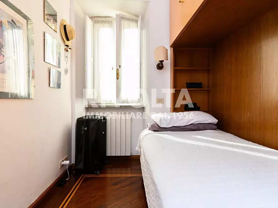 Immagine 23 di Attico in vendita  in Via Del Governo Vecchio a Roma