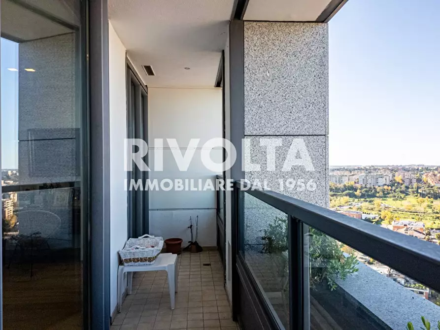 Immagine 13 di Appartamento in vendita  in Viale Giorgio Ribotta a Roma