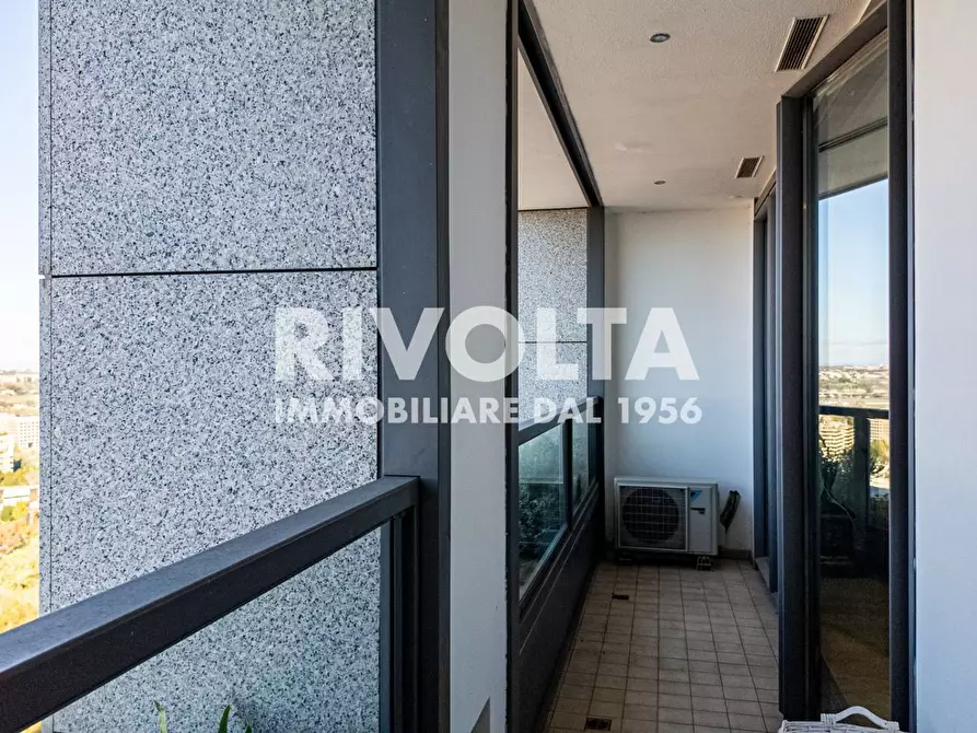 Immagine 14 di Appartamento in vendita  in Viale Giorgio Ribotta a Roma