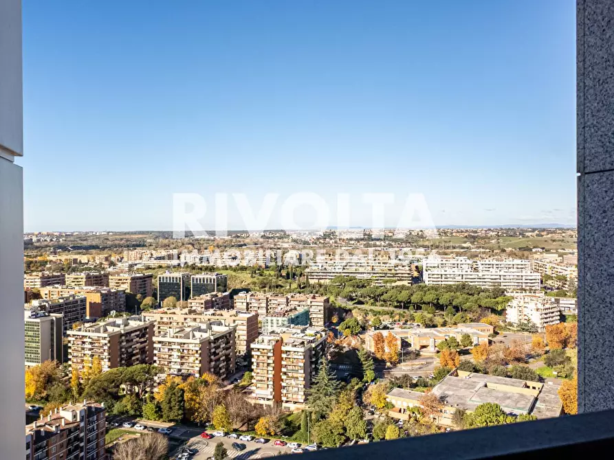 Immagine 15 di Appartamento in vendita  in Viale Giorgio Ribotta a Roma