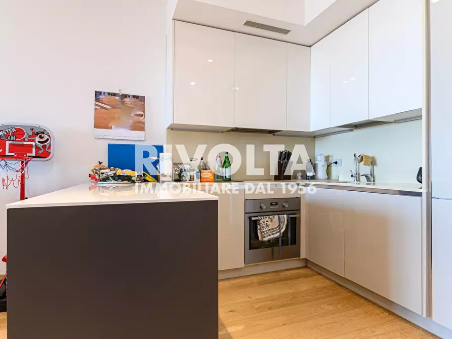 Immagine 19 di Appartamento in vendita  in Viale Giorgio Ribotta a Roma