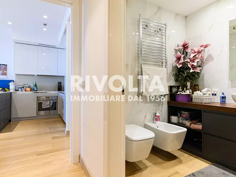 Immagine 22 di Appartamento in vendita  in Viale Giorgio Ribotta a Roma