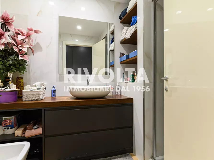 Immagine 24 di Appartamento in vendita  in Viale Giorgio Ribotta a Roma