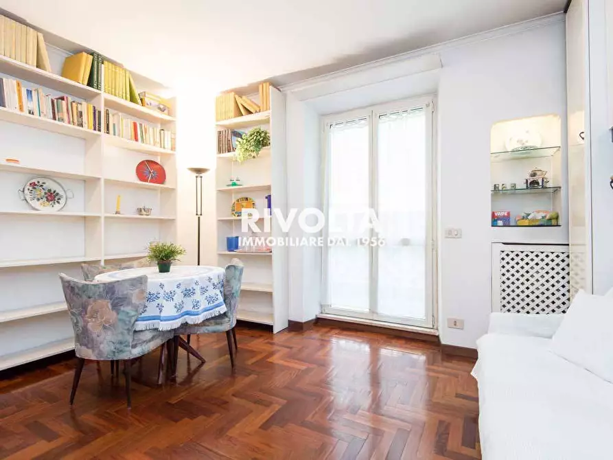 Immagine 4 di Appartamento in vendita  in Via Archimede a Roma
