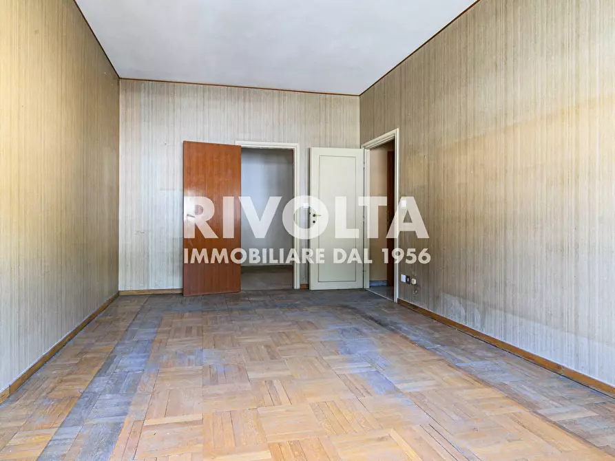 Immagine 25 di Appartamento in vendita  in Via Appiano a Roma