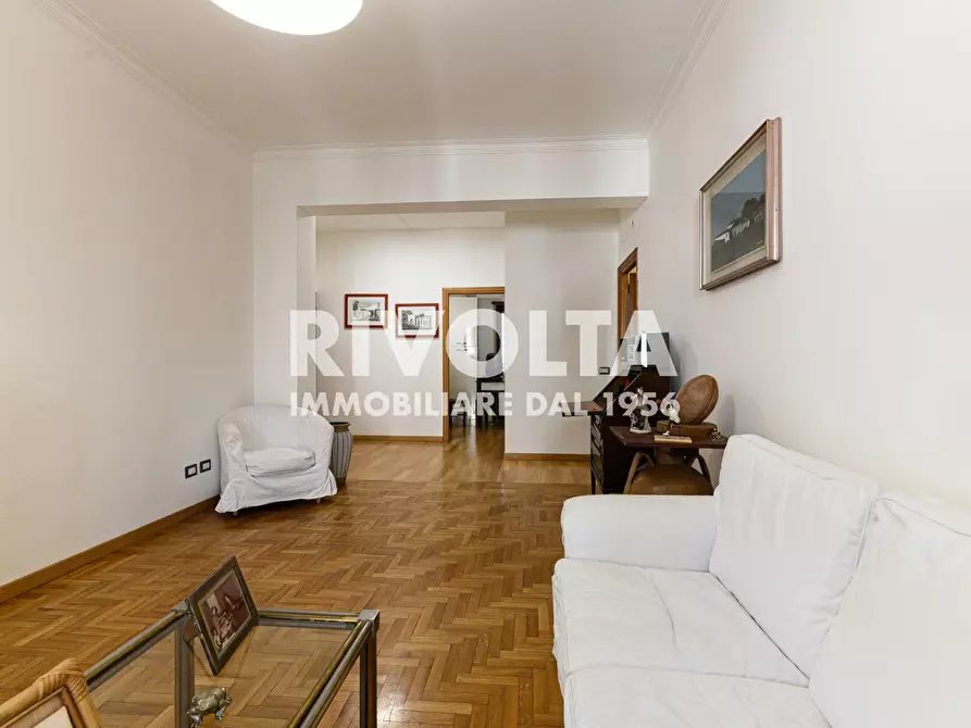 Immagine 7 di Appartamento in vendita  in Via Antonio Serra a Roma