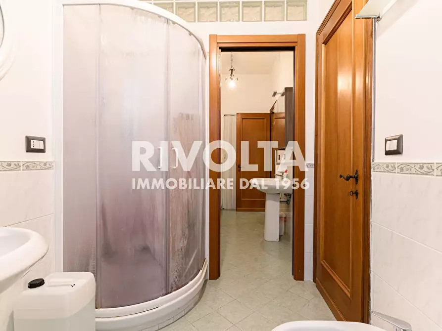 Immagine 23 di Appartamento in vendita  in Via Antonio Serra a Roma