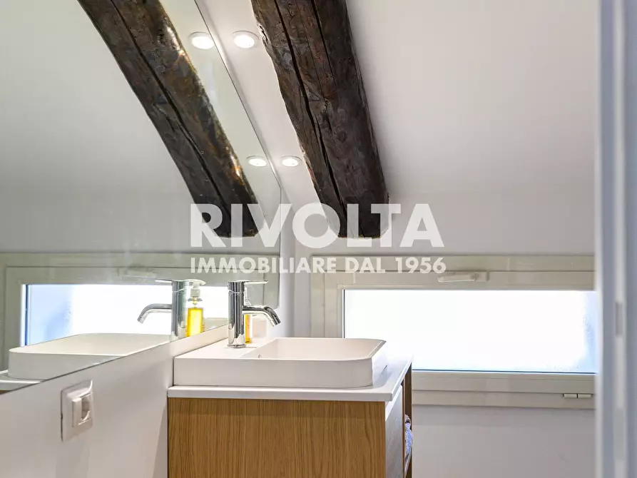 Immagine 25 di Attico in affitto  in Via Pasubio a Roma