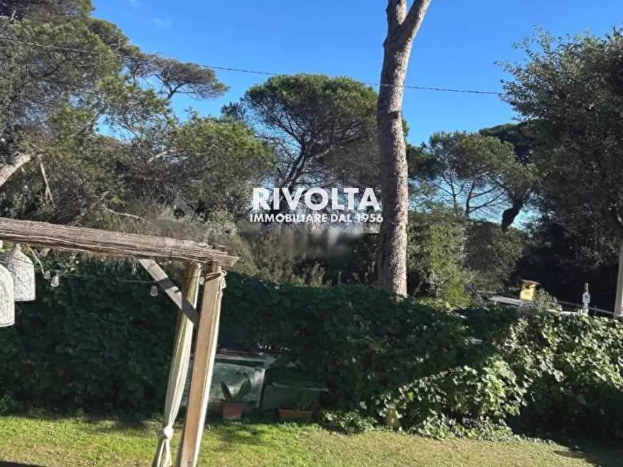 Immagine 11 di Villetta a schiera in affitto  in Viale  Castellamare a Fiumicino