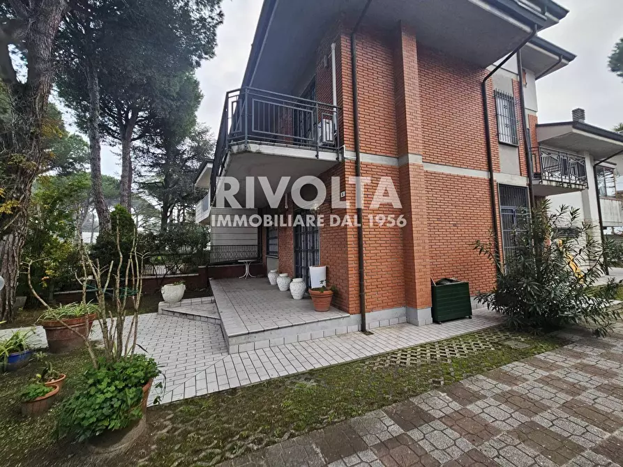 Immagine 19 di Villa in vendita  in Viale Antonio Gramsci a Cervia
