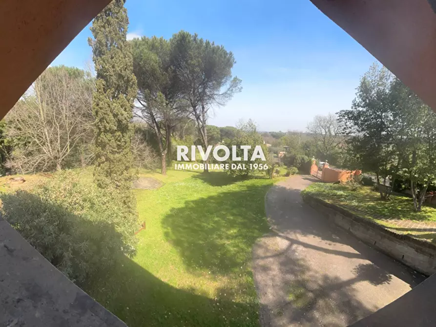 Immagine 24 di Villa in affitto  in Via della Giustiniana a Roma