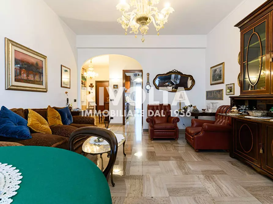 Immagine 4 di Appartamento in vendita  in Via Vittorio Spinazzola a Roma