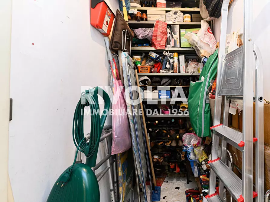 Immagine 30 di Appartamento in vendita  in Via Vittorio Spinazzola a Roma
