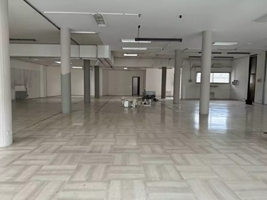 Immagine 3 di Negozio in affitto  a San Donà Di Piave