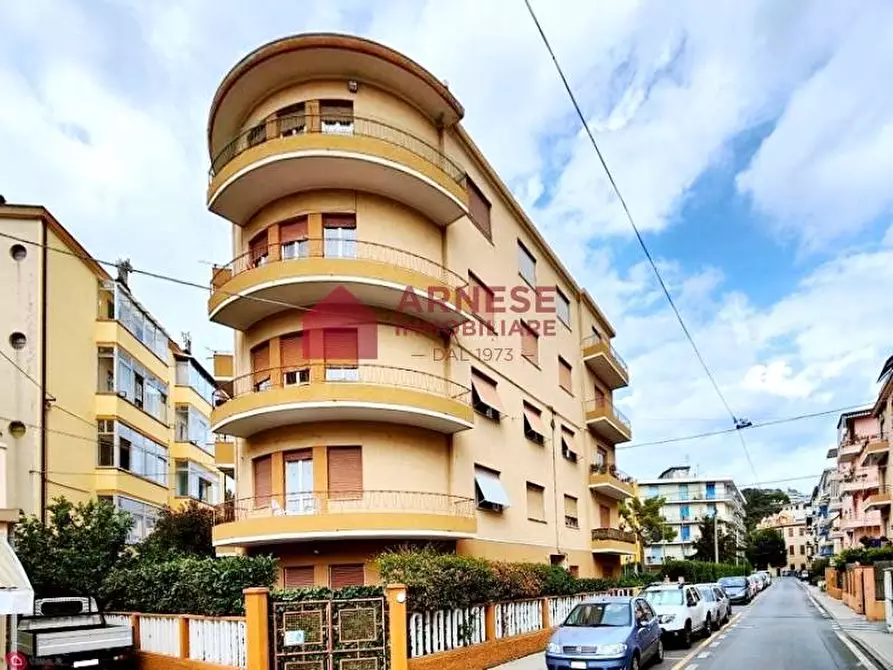 Immagine 1 di Appartamento in vendita  in Via Cilea a Albissola Marina