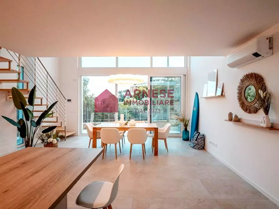 Immagine 7 di Villa in vendita  in Via della Ginestra a Bergeggi