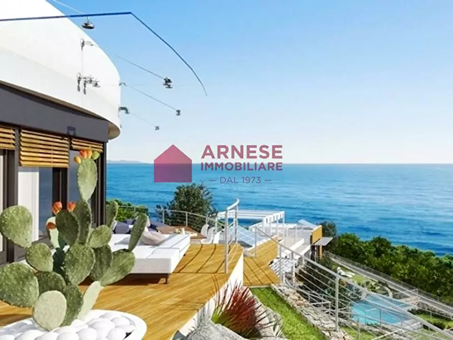 Immagine 18 di Villa in vendita  in Via della Ginestra a Bergeggi