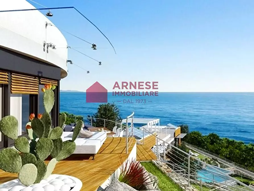 Immagine 9 di Villa in vendita  in Via della Ginestra a Bergeggi