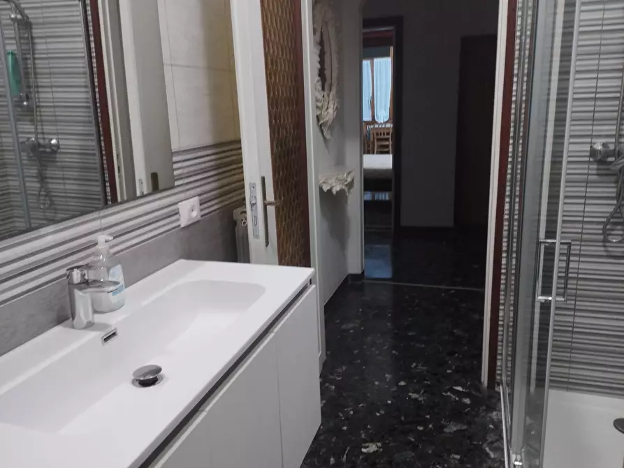 Immagine 4 di Appartamento in affitto  in Via delle Industrie a Albissola Marina